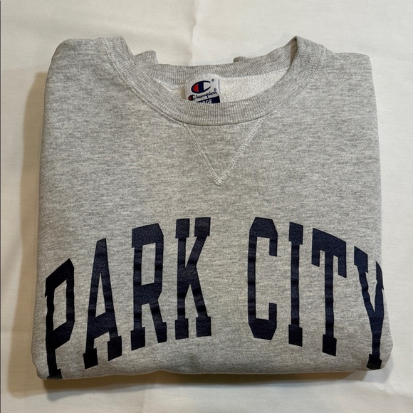 Champion Gray Crewneck Sweatshirt with Park City Print Size Large - Picture 8 of 8